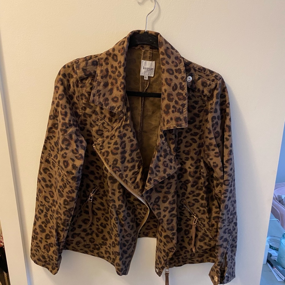 Kensie Leopard Moro Jacket